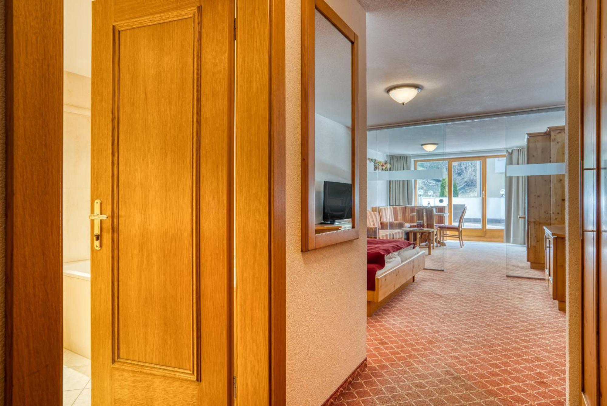 Mallaun Hotel.Erlebnis See Exteriér fotografie