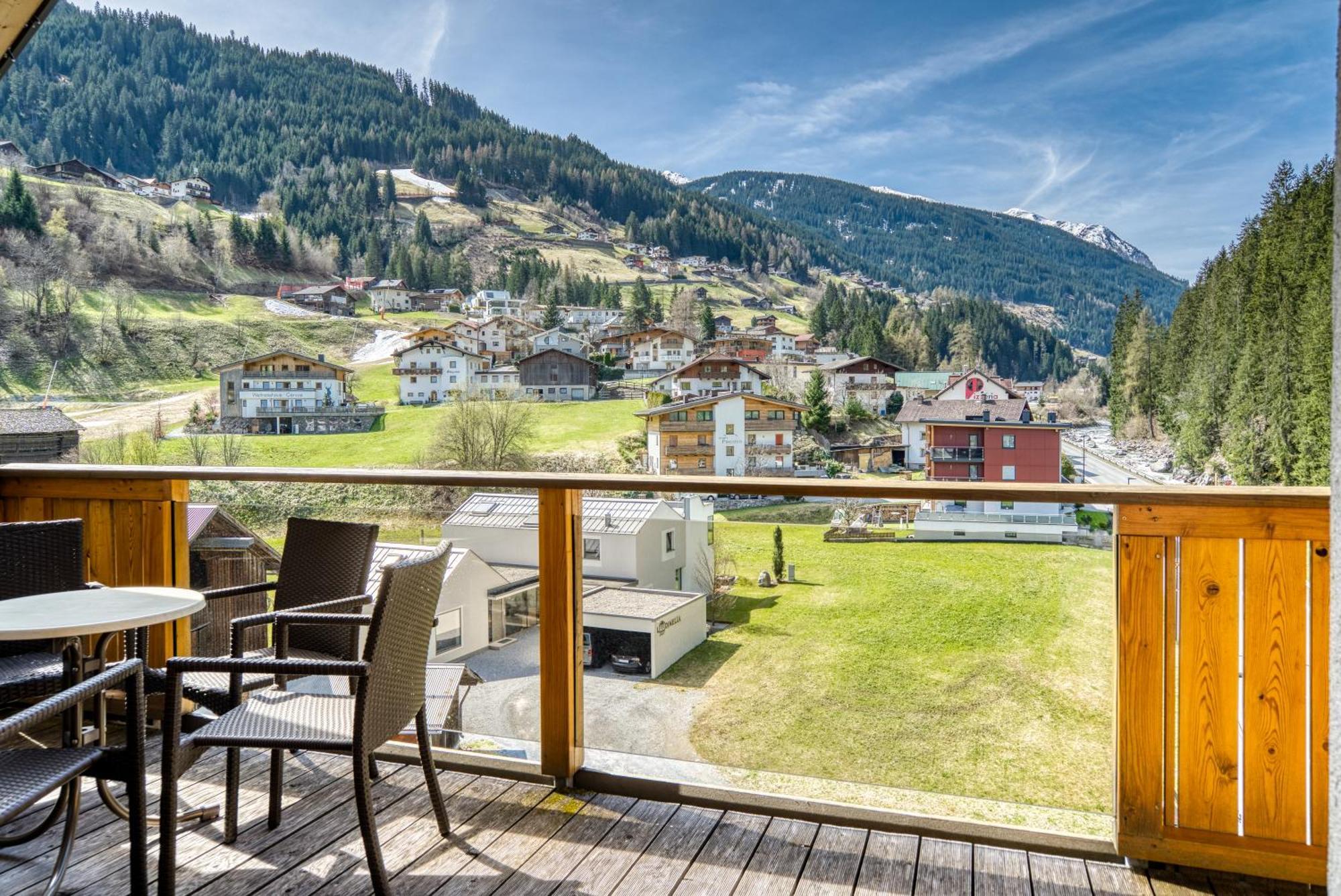 Mallaun Hotel.Erlebnis See Exteriér fotografie